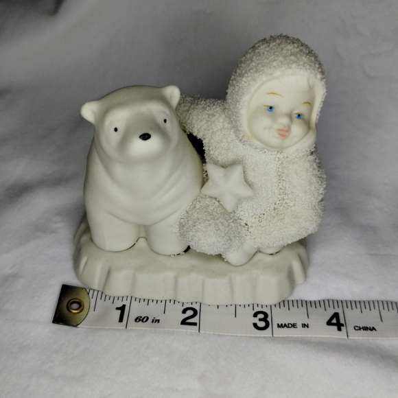 Dept 56 Angel With Polar Bear - Picture 8 of 8